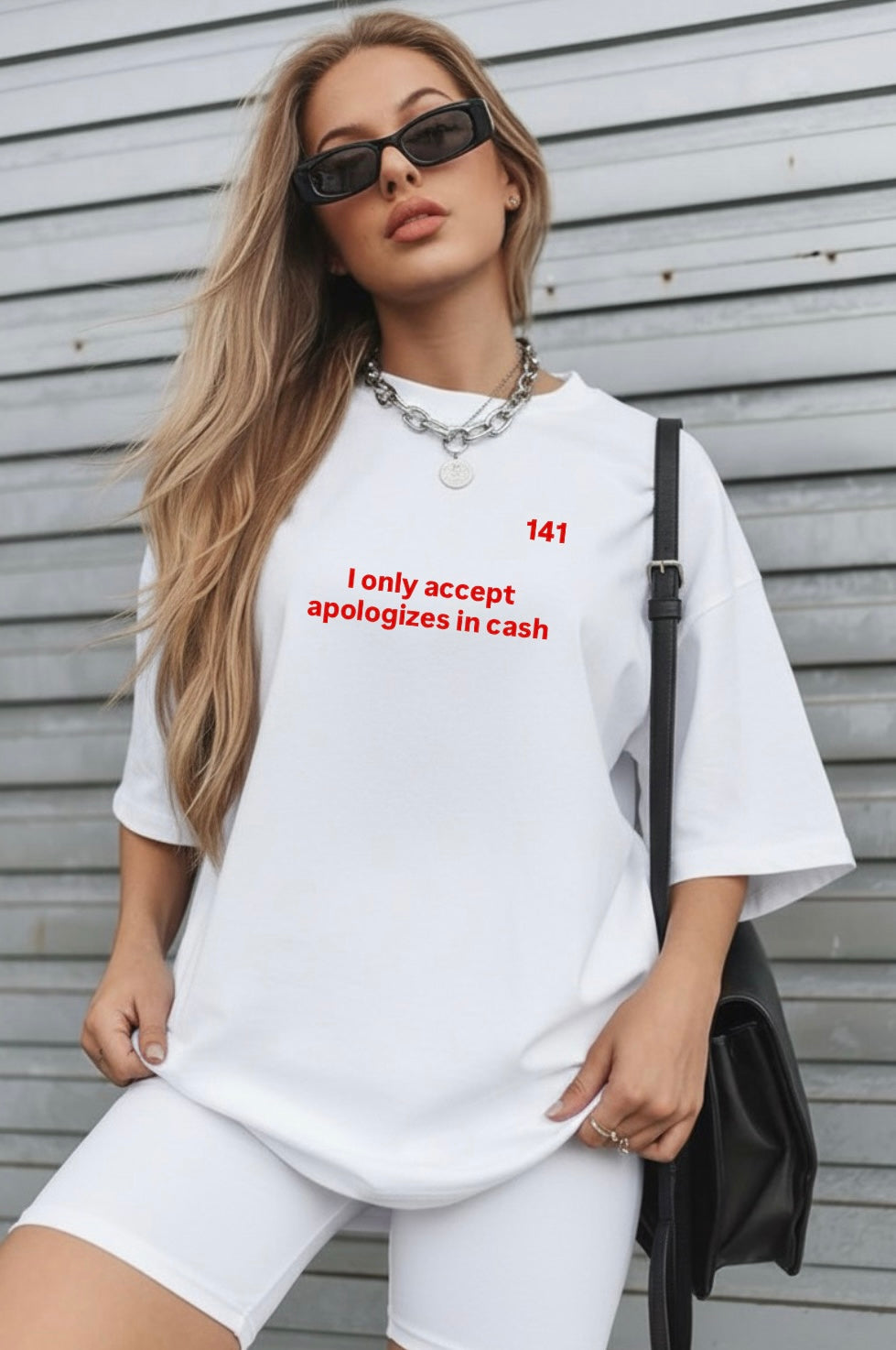 I only accept, apologizes in cash oversized tshirt white edition (women)